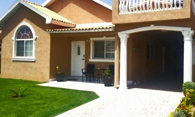 Caribbean Estates Casa | Caribbean estates delex Two Bedroom villa 4bathroom 10 mins to the beach..