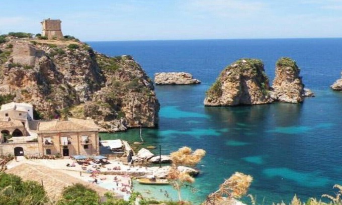 Carini Casa | Hermoso apartamento en el centro histórico de Carini cerca del aeropuerto y el mar