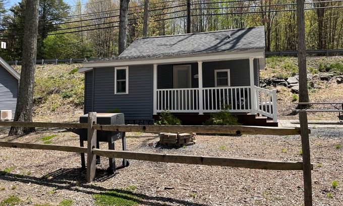 Tafton Cabina | Carins 11 - Lakeside Cabins