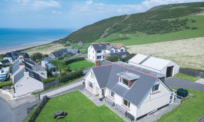 Rhossili Casa | Carissima - 5 Bedroom House - Rhossili