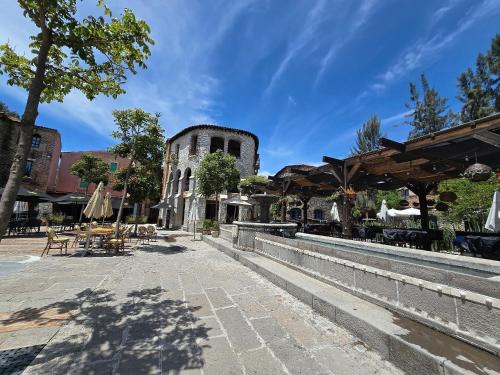 Santeagueda Apartamento | ¡Carlo Crivelli Master: el estilo en Val'Quirico!