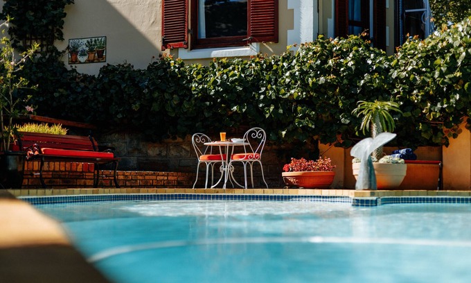 Mowbray Casa | Carmichael House Boutique Hotel