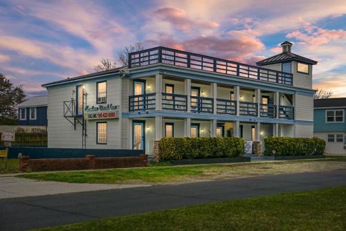 North Carolina Coast Hotel | Carolina Beach Inn