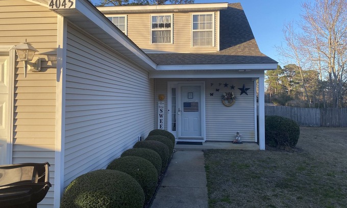Myrtle Grove Casa | Carolina Beach or Wilmington Home!