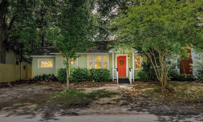 Riverland Terrace Casa | Riverland Terrace Home + Carriage House! 3BR/3BA
