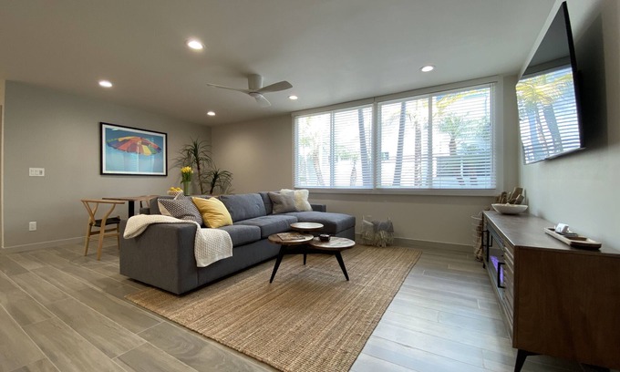 Carpinteria Condominio | Carpinteria Beach - PRICE REDUCED FOR LAST MINUTE SUMMER BOOKINGS!