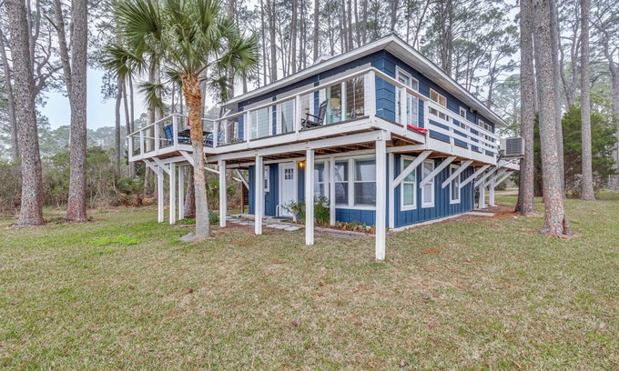 Carrabelle Casa | Carrabelle Retreat w/ Boat Dock + Views of Gulf!