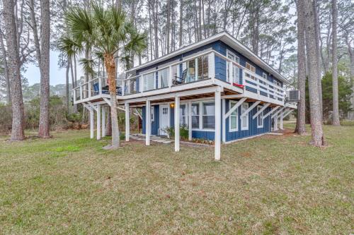 Carrabelle Casa | Carrabelle Retreat with Boat Dock and Views of Gulf!