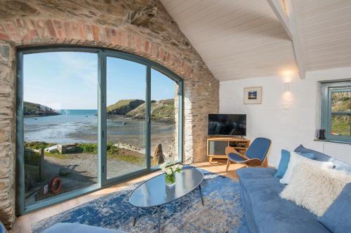 Haverfordwest Casa | Carreg Samson