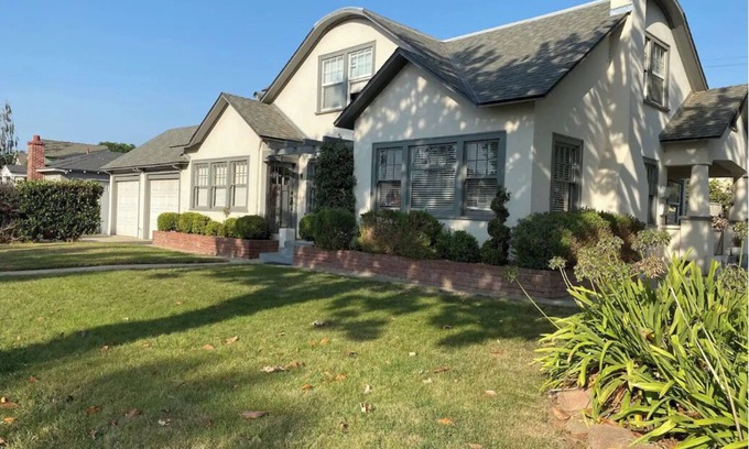 Santa Maria Casa | Carriage Casita Jewel of the Central Coast