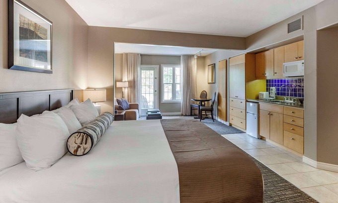 Oro-Medonte Hotel | Carriage Ridge Resort, Ascend Hotel Collection