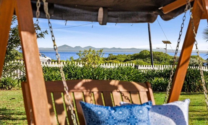 Portarlington Casa | Carrick Cottage on the waterfront