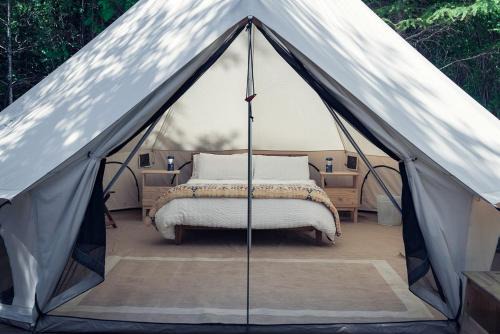 Carson Otro | Carson Glamping Escapes in this Wonderful Bell Tent Rental in Washington