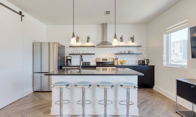 Historic Edgefield Apartamento | Carter #503 by AvantStay | Mins to Downtown