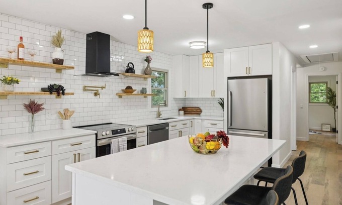 Franklin Casa | Carters Creek Cottage just minutes away from Franklin, Leipers Fork, South Hall.