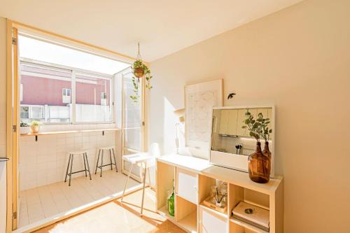 Lapa Apartamento | Casa 128 by LovelyStay