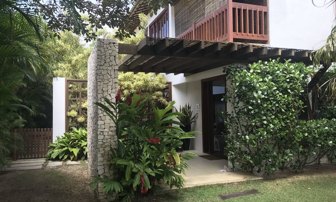Itacimirim Casa | Casa 5 Suítes, Piscina, Wifi, em Cond Fechado, Arborizado, 700m Perto da Praia