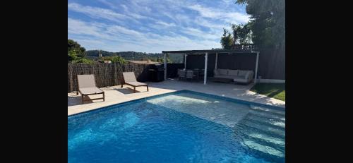 Palleja Casa | CASA A 20km DE BARCELONA CON SAUNA Y PISCINA PRIVADA Villa Fontpineda