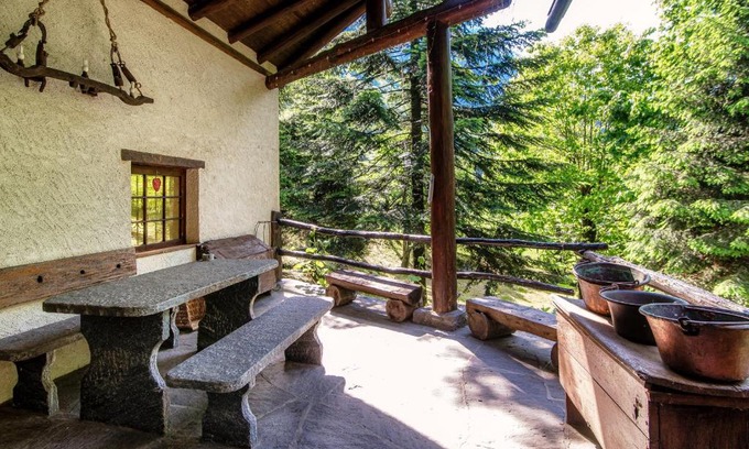 Lavertezzo Apartamento | Casa al Fiume by Quokka 360 - House by the River in the Verzasca Valley