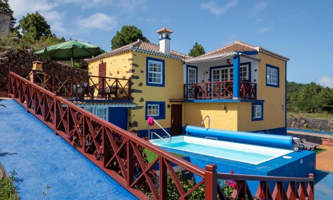 Puntallana Casa | CASA ALBA, casa rural con piscina-spa climatizada hasta 34º gratuito y vistas al mar