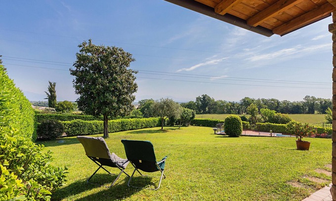 Lonato del Garda Apartamento | Casa Alba con Giardino e Patio by Wonderful Italy