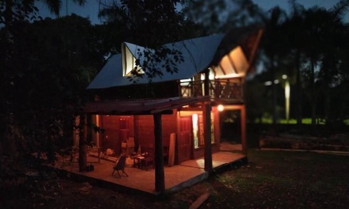 Yucatan Peninsula Chalet De Esquí | Casa Alegra, Chalet de Madera y Jacuzzi