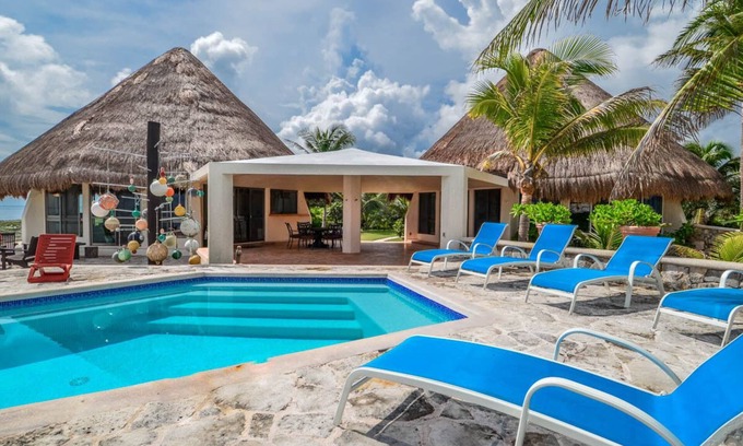 Akumal Villa | Villa de diseño único frente al mar