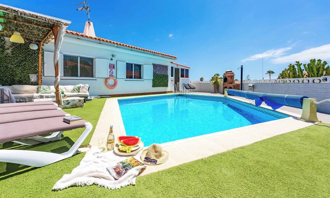 Callao Salvaje Villa | Casa Amada - Cuatro Habitaciones Villa, Capacidad 8