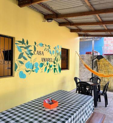 Presidente Figueiredo Casa | Casa Amarela