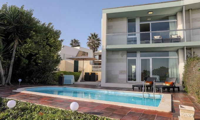 Foz do Arelho Casa | Casa Andorinha - Luxury Villa With Private Pool & Coastal Views
