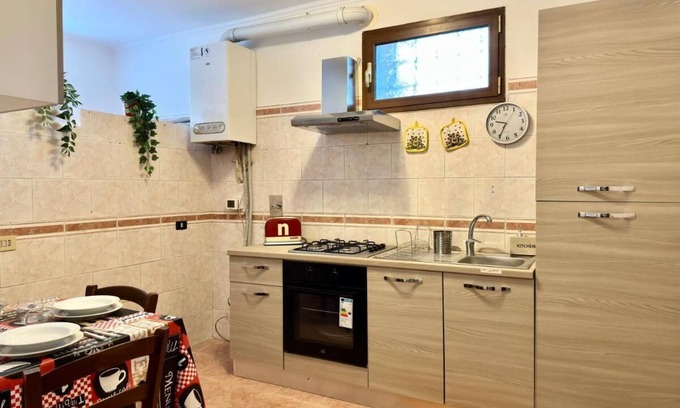 Zona XXX Castel Fusano Casa | Casa Anto-90 mq vicino Ostia Lido Animal Friendly