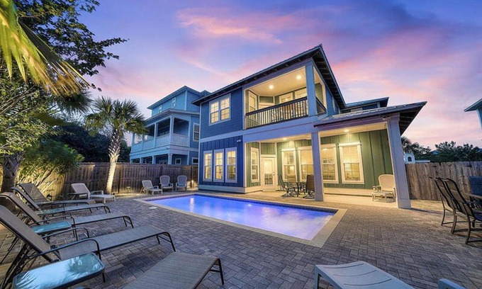 Frangista Beach Casa | Casa Azul by Five Star Properties