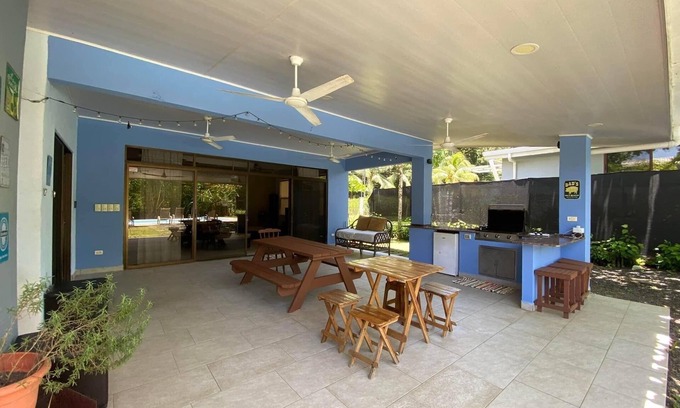 Playa Agujas Casa | Casa Bambú, Playa Agujas 25 personas