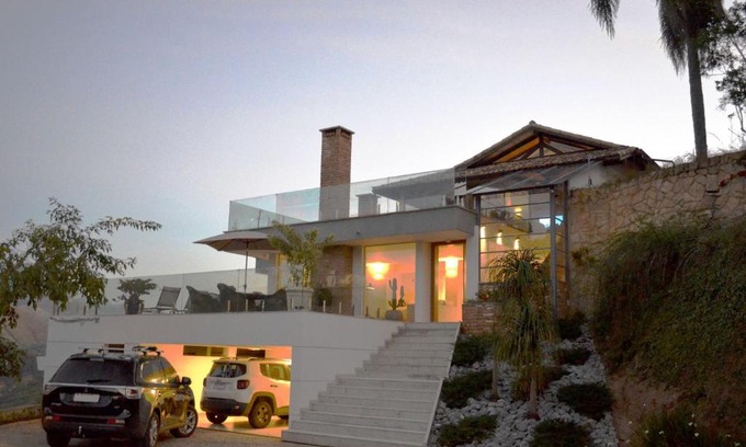 Nogueira Casa | Casa Bellavista, 4 suítes A/C, Sauna, Vista