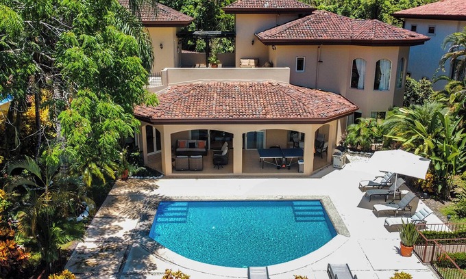 Jaco Casa | Casa de lujo, w / piscina privada, limpieza, barbacoa, perfecto para grupos grandes!
