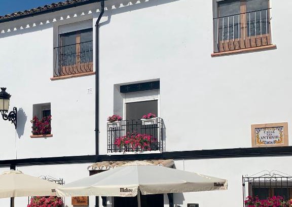 Castell de Castells Cama Y Desayuno | Casa Blanca