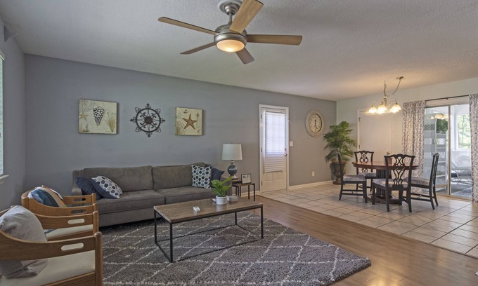 Myrtle Grove Casa | ¡Casa Blue está a 5 minutos de Masonboro Sound y a 10 minutos de Carolina Beach!