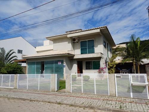 Bombas Casa | Casa Bombinhas Com Piscina