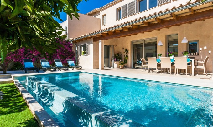 Ariany Casa | Casa Bouganvilla - Lujosa casa de pueblo - piscina infinita