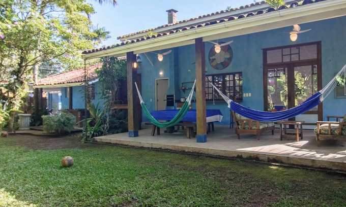 Barra do Una Casa | Casa na Vila Barra do Una com Churrasqueira