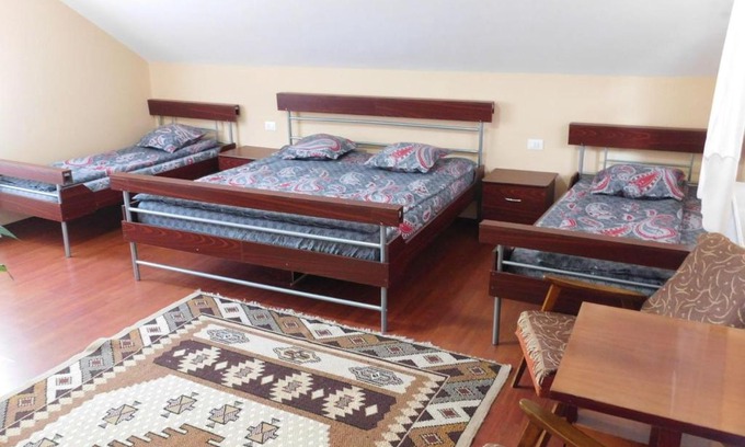 Cavnic Casa | Casa Bryanna