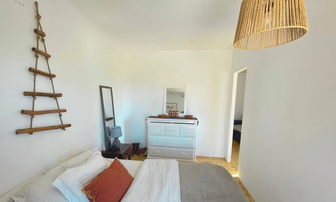 Aljezur Cabina | Casa Cacau’s T1 in Arrifana,Aljezur