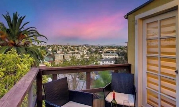 North Park Apartamento | Casa California-Spacious - 3 Bdr/Backyard Firepit/Playground/Gaslamp/Zoo/Beach