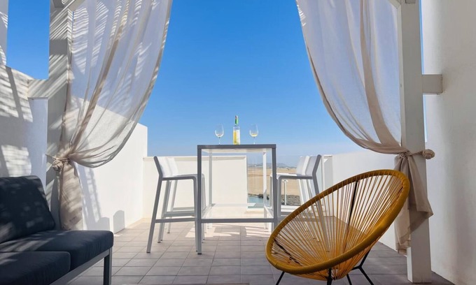 Conil de la Frontera City Center Casa | Casa Calima-Adosado moderno con vistas al mar, cerca de la playa y del centro