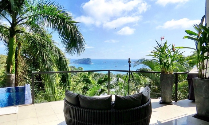 Manuel Antonio Casa | Casa Capuchin, Espectacular Villa con Vista al Mar