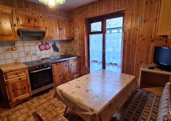 Aprica Casa | Casa Cedrone