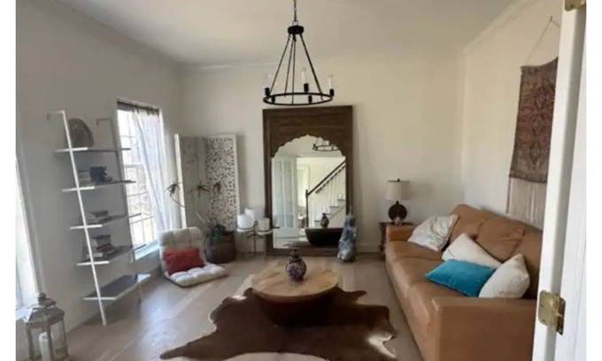 Oxford Casa | Casa Cinco Bed & Breakfast