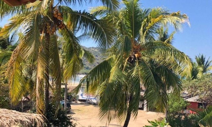 Barra de Potosi Cabina | Casa Claro De Luna Barra