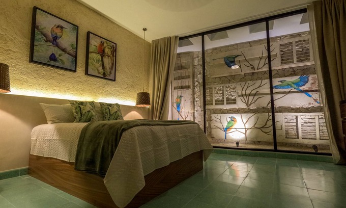 Centro Casa | Casa Clementina. Rustic on heart of historical midtown w/pool and amenities.