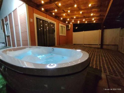Praia da Armacao do Itapocoroi Casa | CASA CLIMATIZADA COM HIDROMASSAGEM PRÓXIMO BETO CARRERO E PRAIAS - Casa 1 DuMar Hospedagem